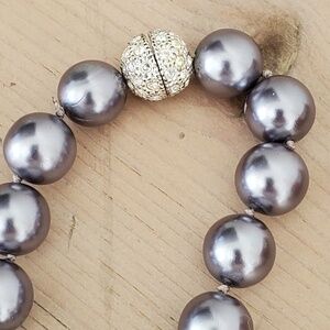SETA Beautiful Crystal Faux Black Pearl 10mm Beaded Collar Necklace